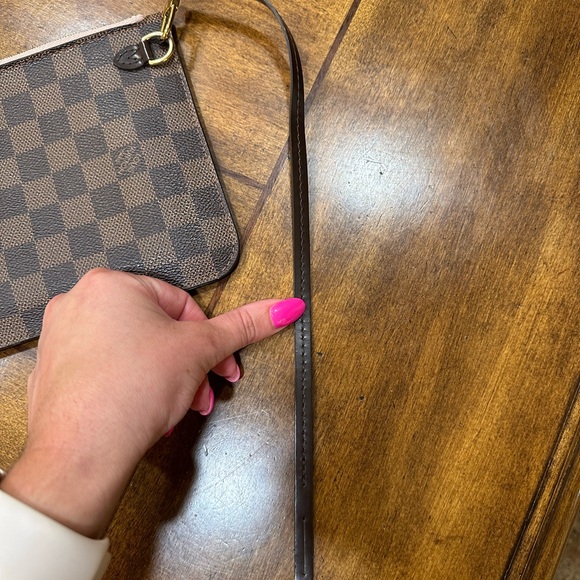 Louis Vuitton Damier Ebene Neverfull Pouchette Wallet - Picture 8 of 13